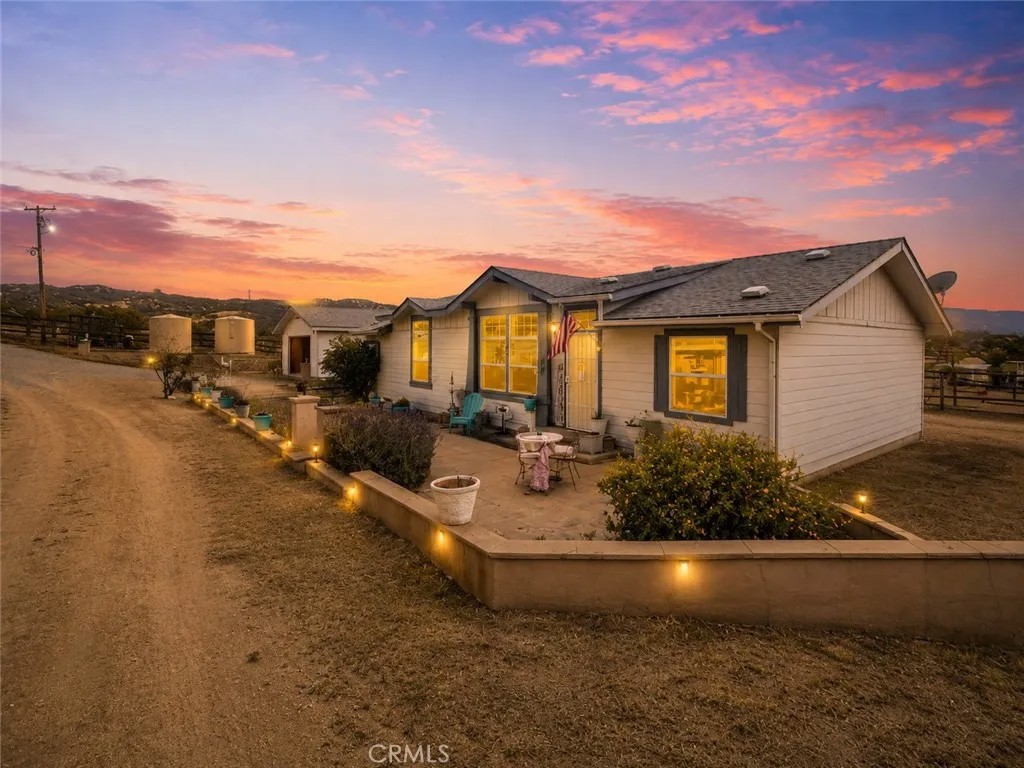 42913 rolling hills dr