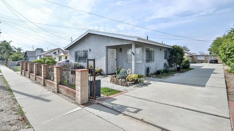 4731-4733 BALDWIN PARK BLVD