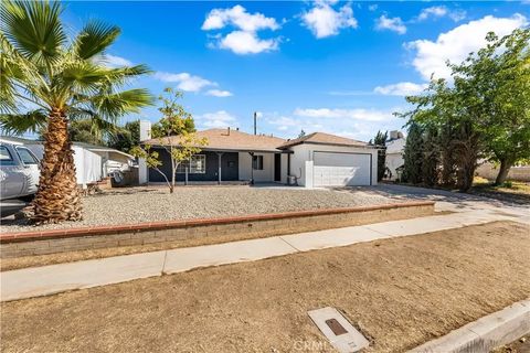 Tiny photo for 44054 W Fern Avenue, Lancaster, CA 93534 (MLS # SR25246101)