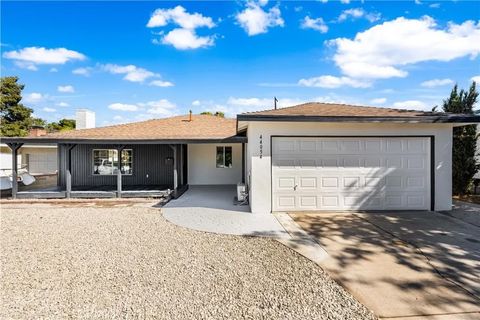 Tiny photo for 44054 W Fern Avenue, Lancaster, CA 93534 (MLS # SR25246101)