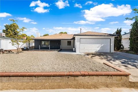 Tiny photo for 44054 W Fern Avenue, Lancaster, CA 93534 (MLS # SR25246101)