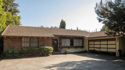 Photo of 36 E Longden Avenue, Arcadia, CA 91006 (MLS # P1-27142)
