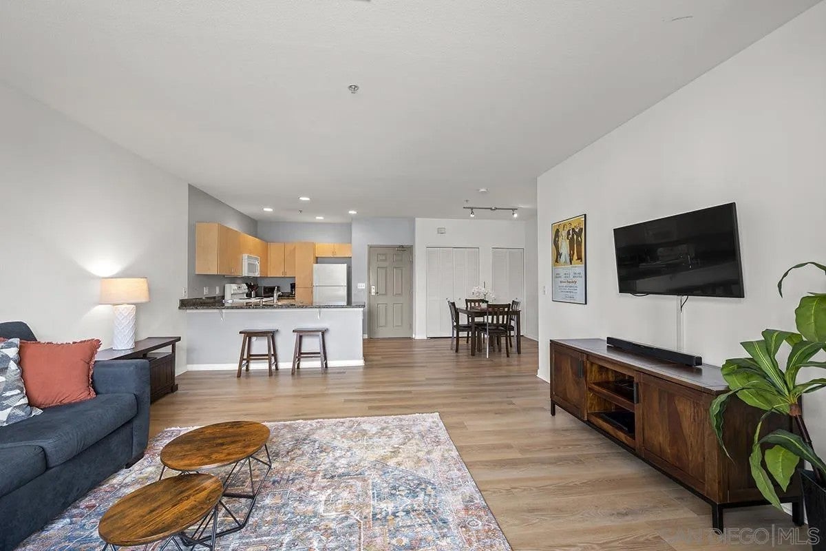 1501 Front Street 414