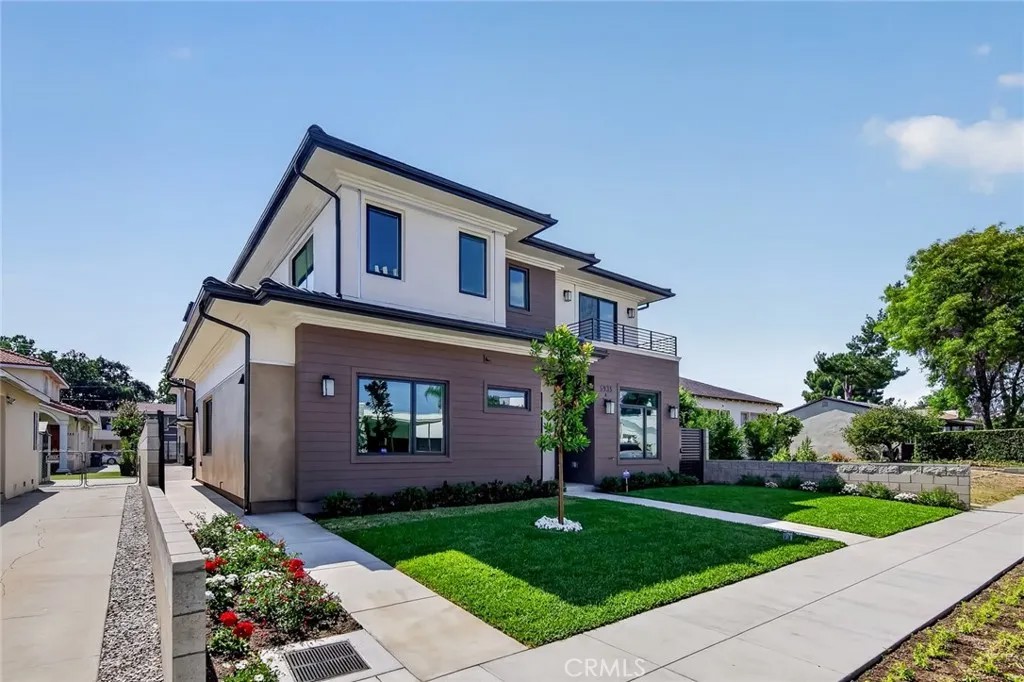 5935 Kauffman Ave. A