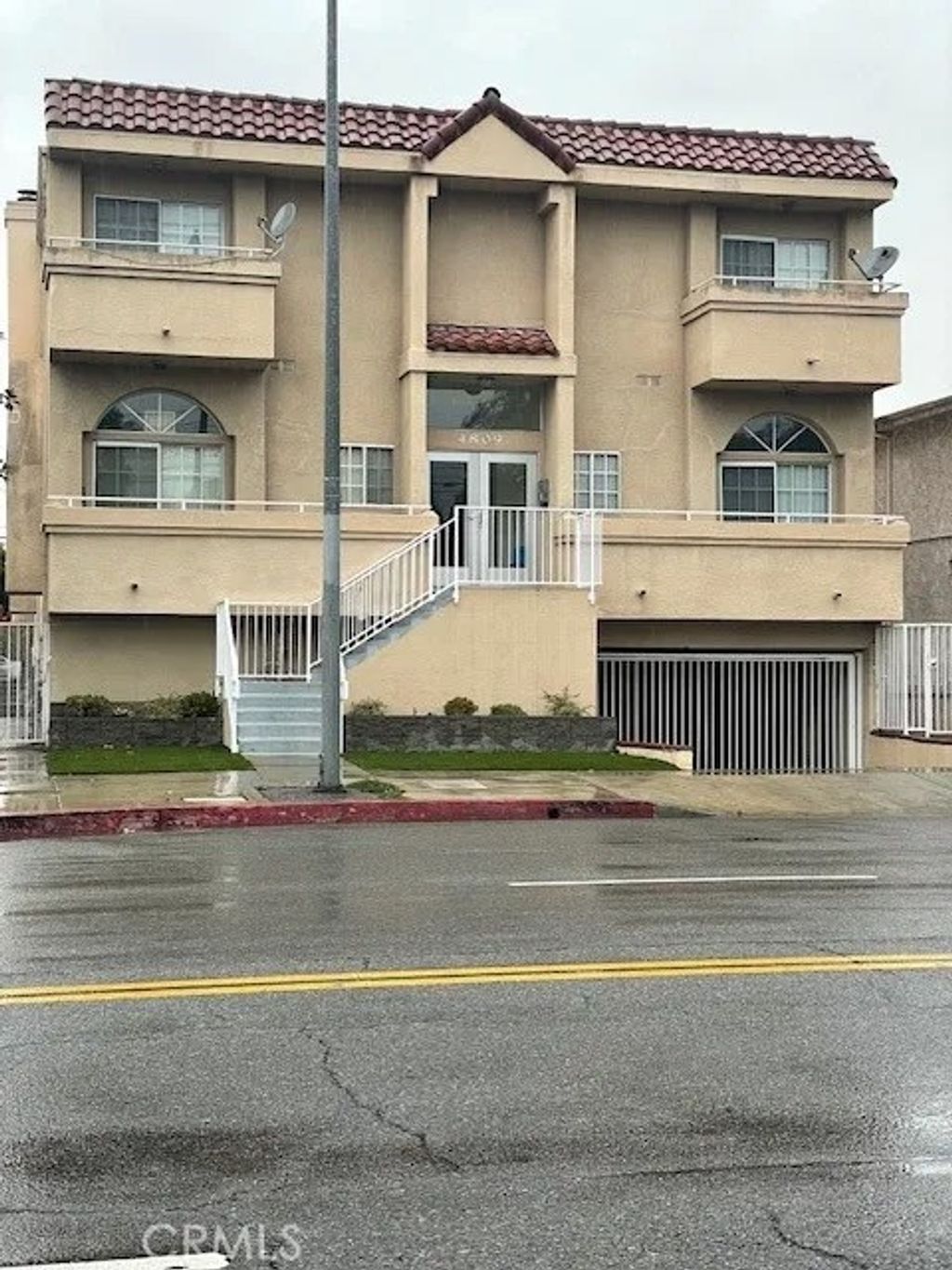 Photo of 4809 Kester, Sherman Oaks, CA 91403 (MLS # SR26001634)