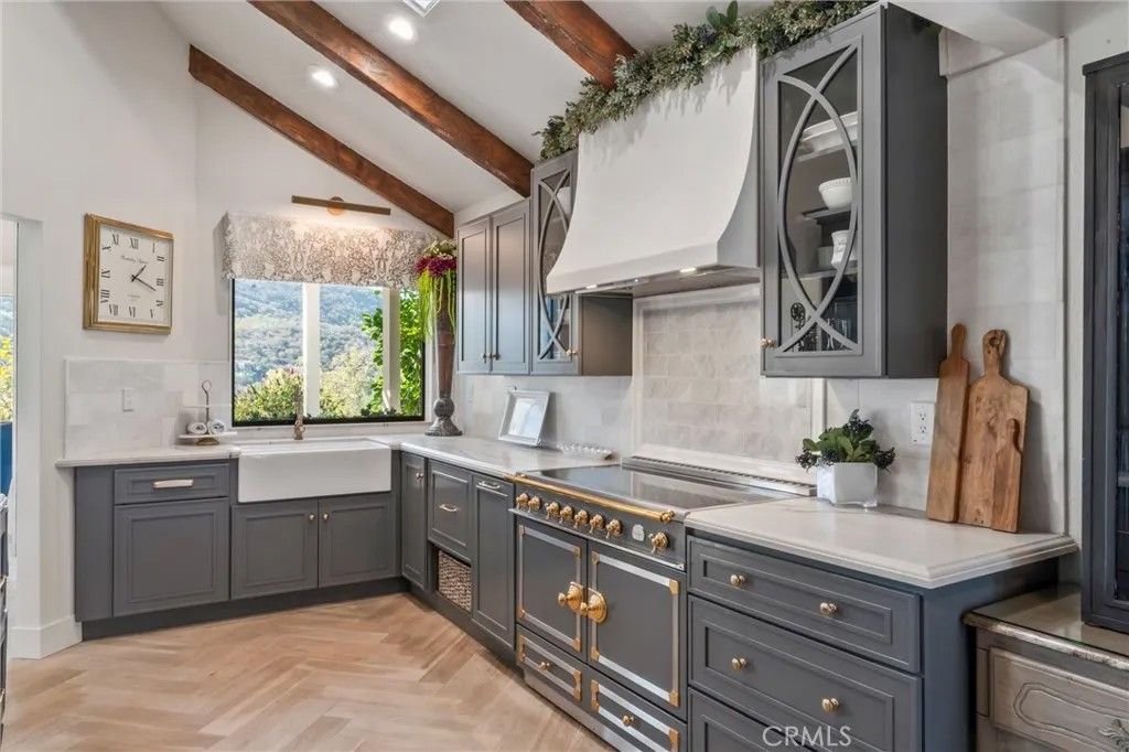 Photo of 29122 Laurel Valley Drive, Vista, CA 92084 (MLS # ND25254250)