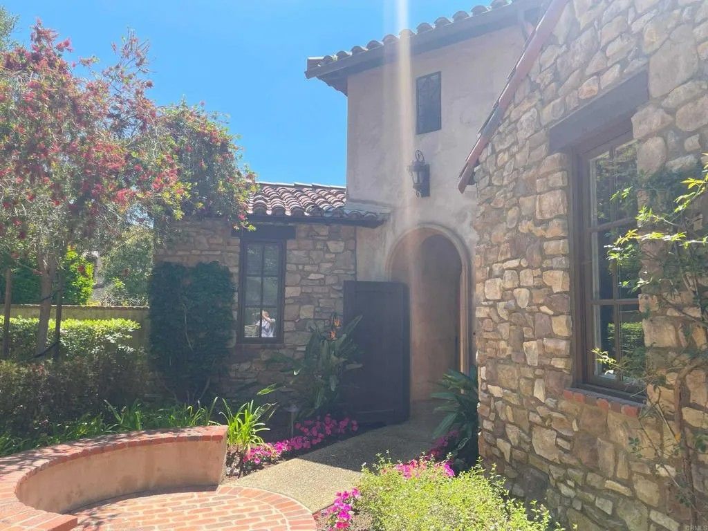 Photo of 7083 Calle Portone, Rancho Santa Fe, CA 92091 (MLS # NDP2509888)