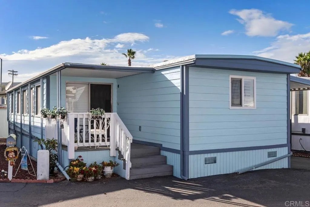 Photo of 205 Kristy LN, Oceanside, CA 92054 (MLS # NDP2609706)
