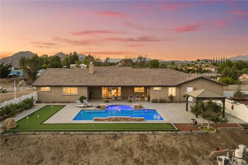 38141 Seneca Circle