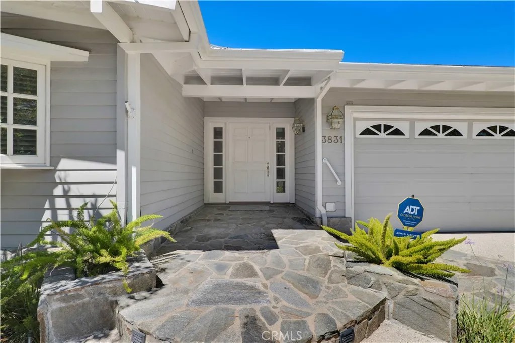 3831 Cody Road