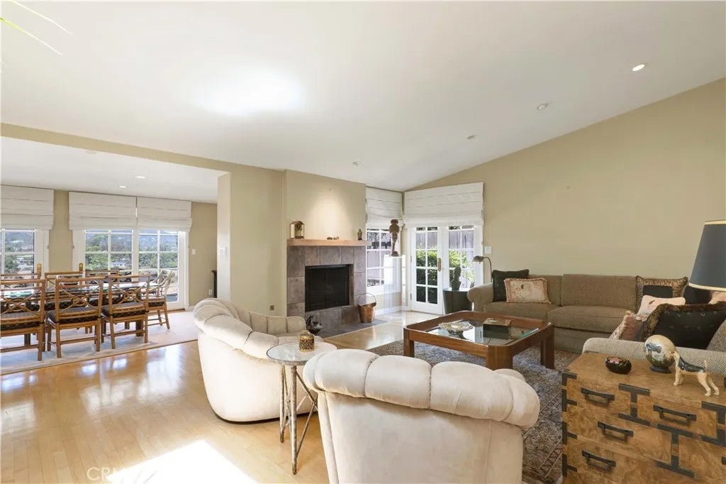 3831 Cody Road