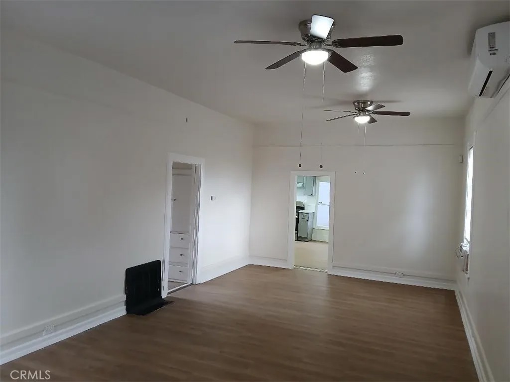 2111 Orange Street
