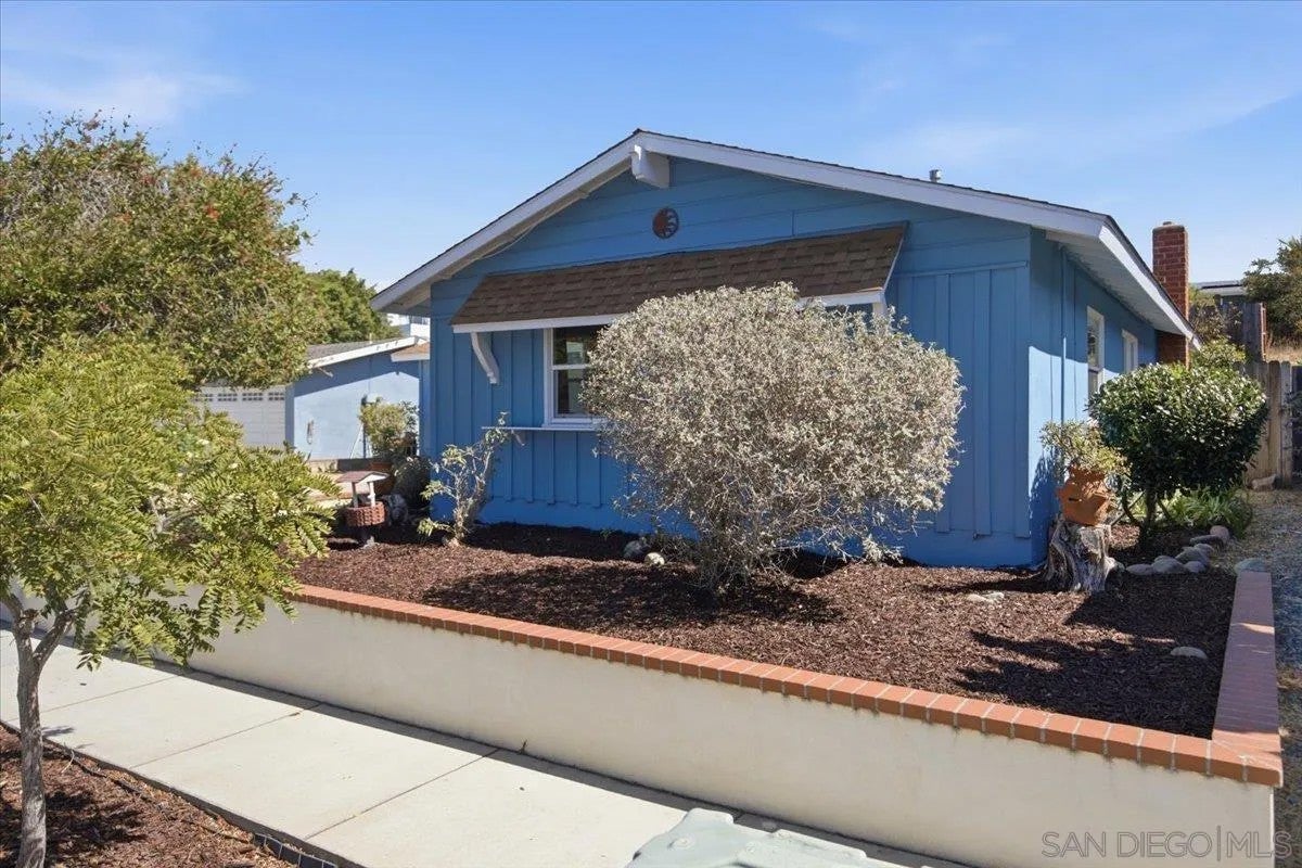 4251 Moraga Avenue