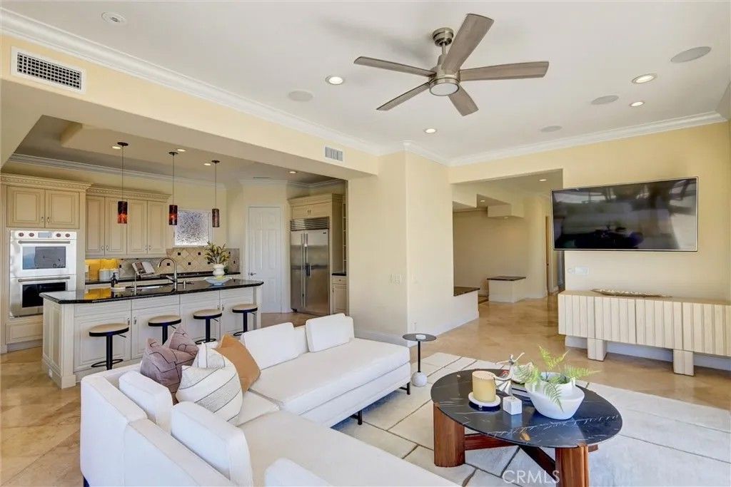 Photo of 135 Redwood Ave, Carlsbad, CA 92008 (MLS # PW26066248)