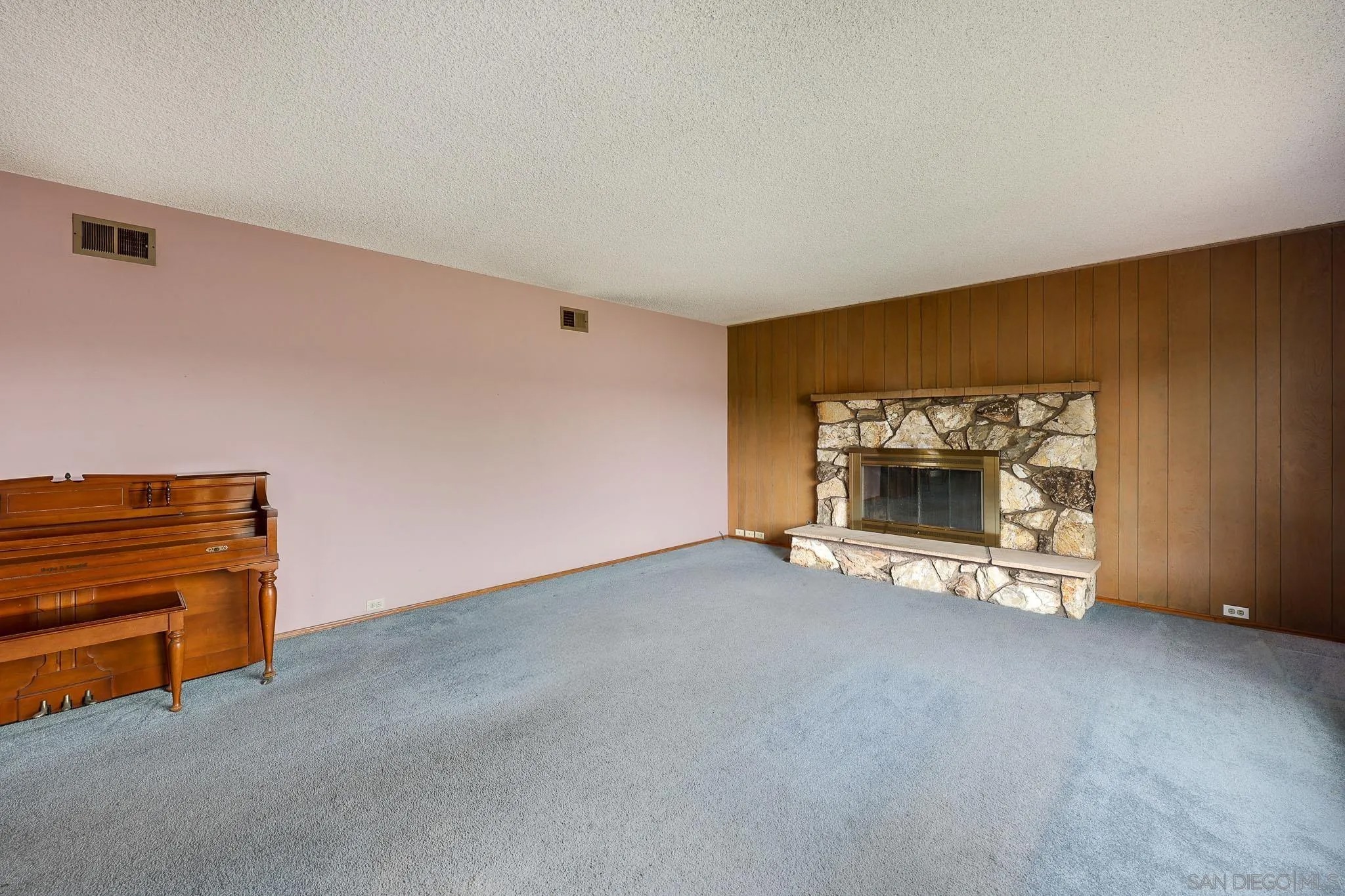 8105 Brock Ct