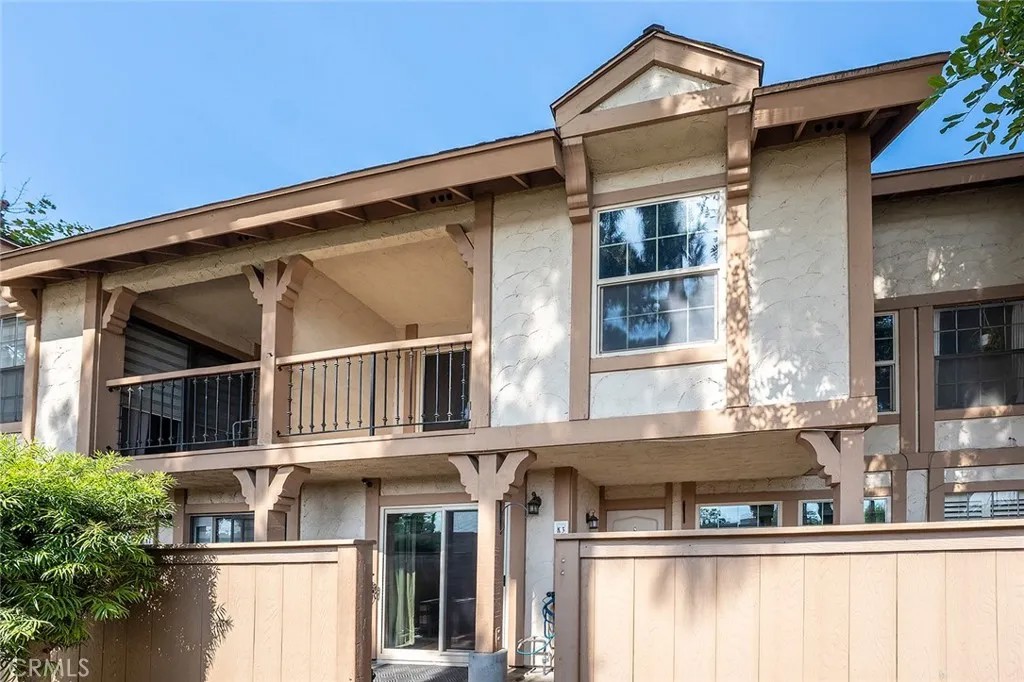 444 S Tustin K3
