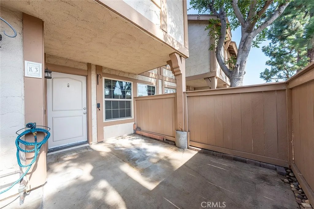 444 S Tustin K3