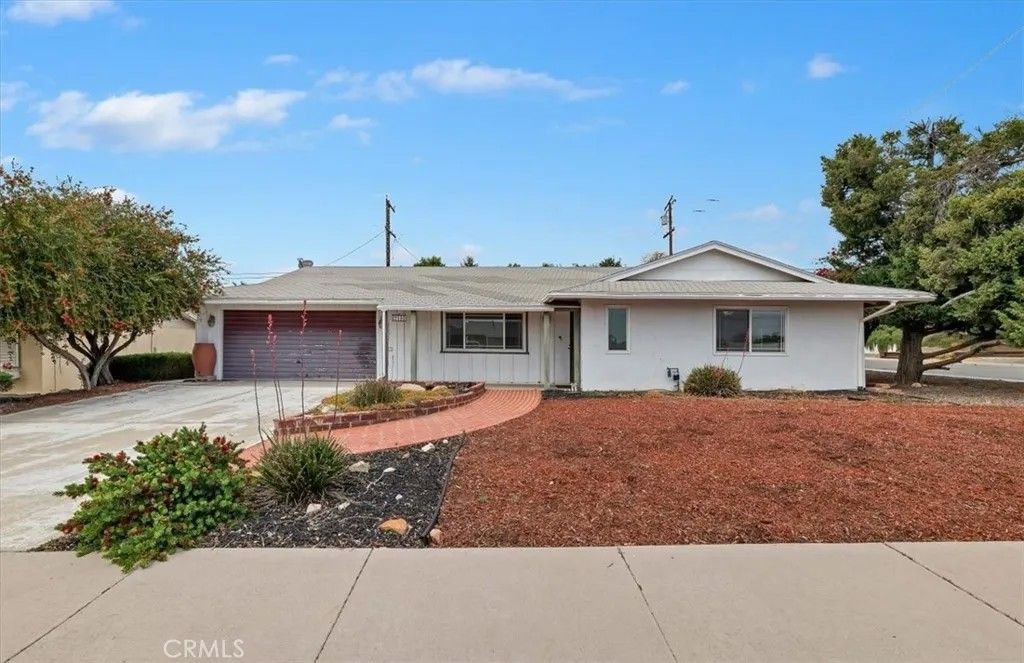 Photo of 27190 Pinehurst Rd, Menifee, CA 92586 (MLS # CV26084048)