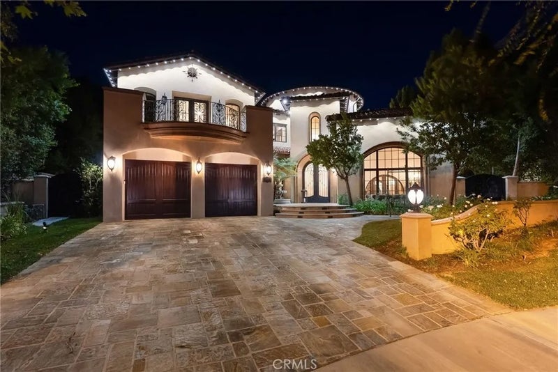 25878 Shady Oak