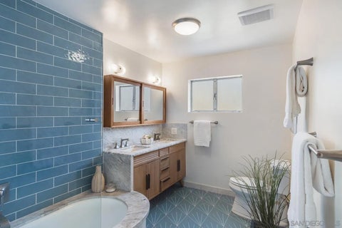 Tiny photo for 1117 Solana Dr, Del Mar, CA 92014 (MLS # 260024434)