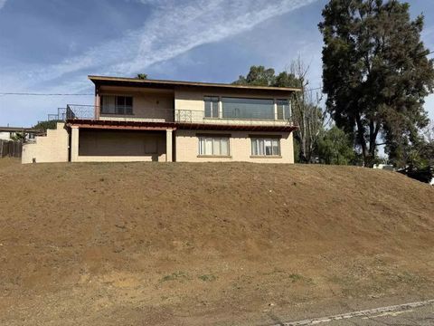 8418 Golden Ridge Road Lakeside CA 92040