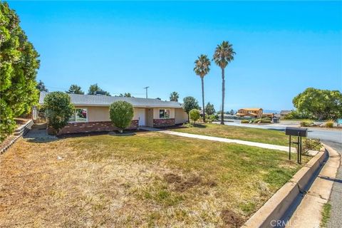 Tiny photo for 35345 Panorama Dr, Yucaipa, CA 92399 (MLS # IG25229348)