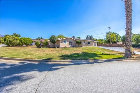 Tiny photo for 35345 Panorama Dr, Yucaipa, CA 92399 (MLS # IG25229348)
