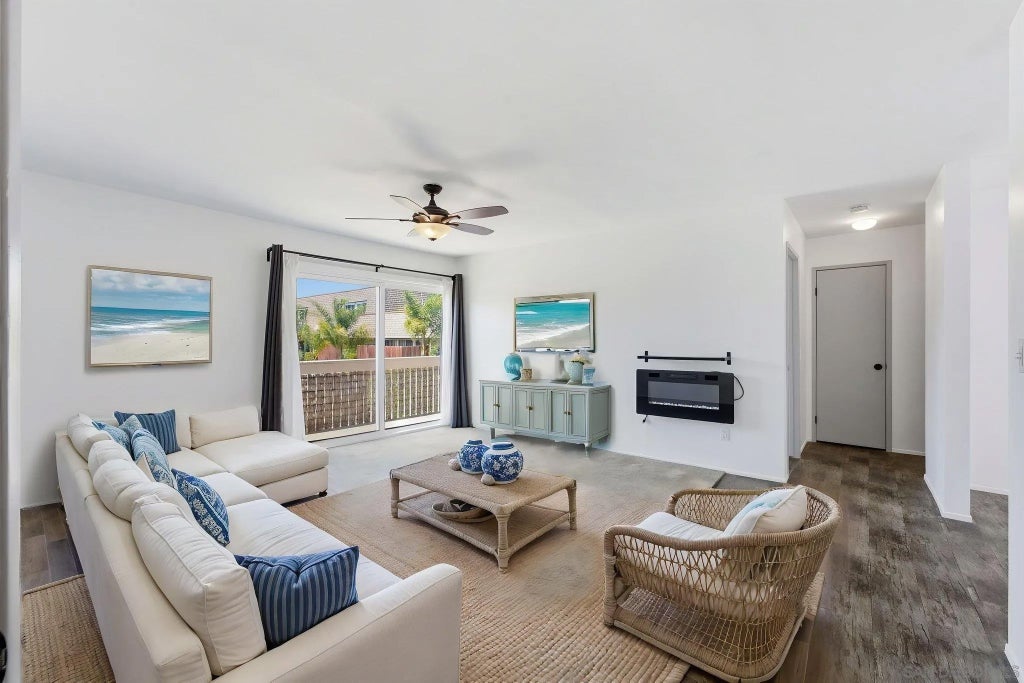 Photo of 405 Requeza St #H12, Encinitas, CA 92024 (MLS # 260022668)