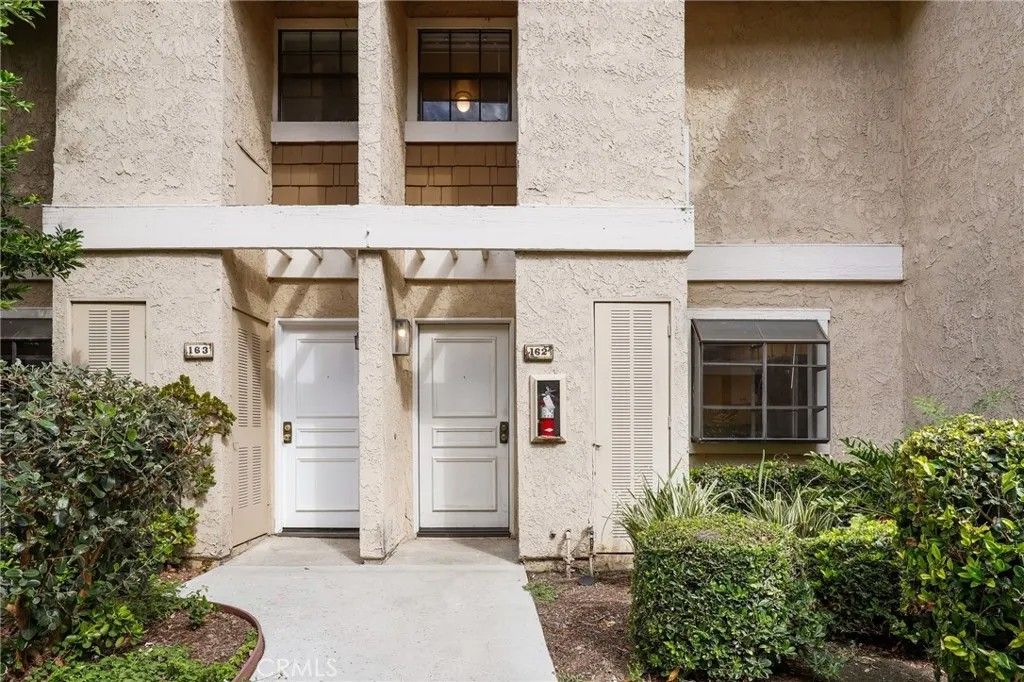 Photo of 162 Pineview, Irvine, CA 92620 (MLS # OC25269447)