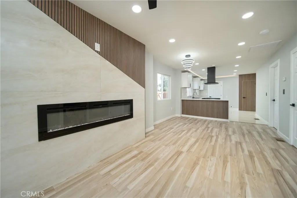 204 W 25th Street