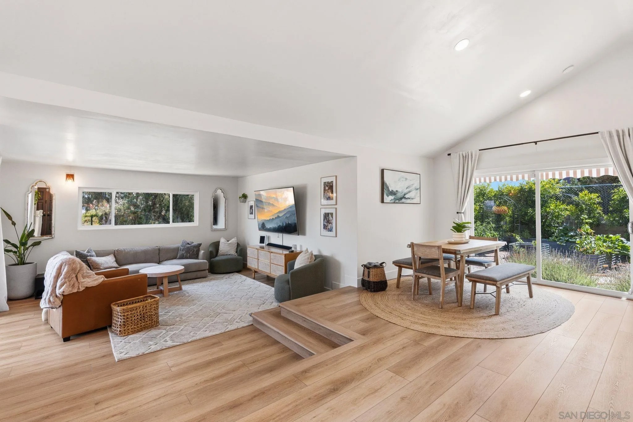 3540 Ridgecrest