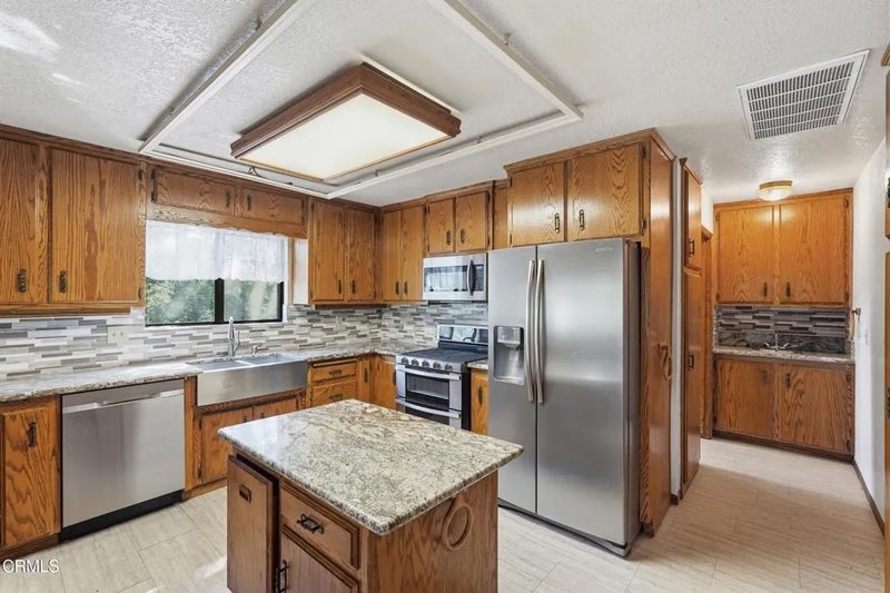 963 Jungfrau Drive