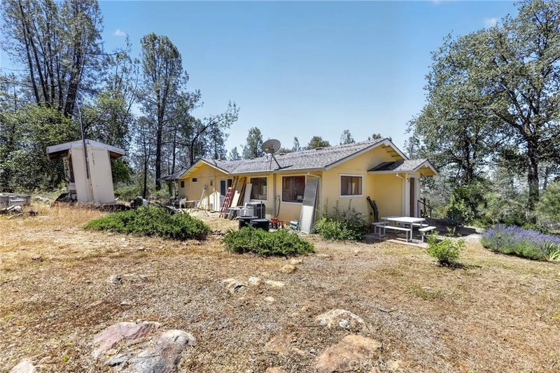 5040 Cougar Lane