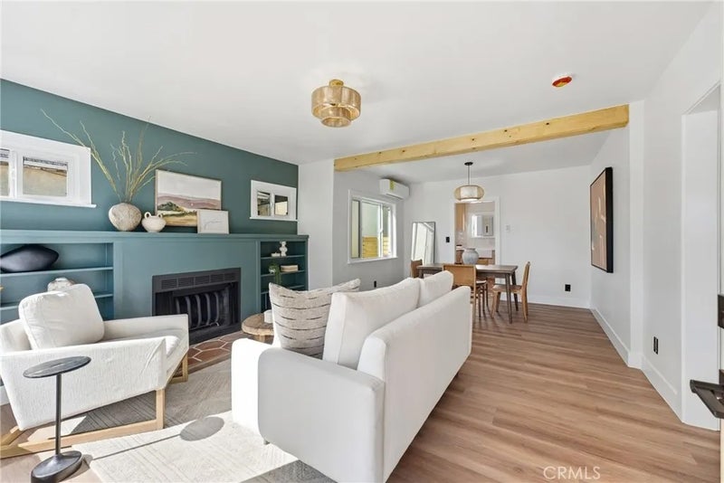 3327 Minto Court