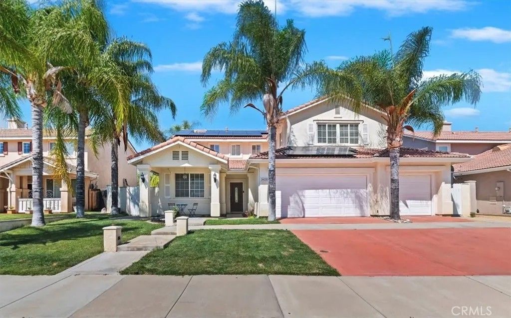 Photo of 24320 Calle Estancia, Murrieta, CA 92562 (MLS # SW25156816)