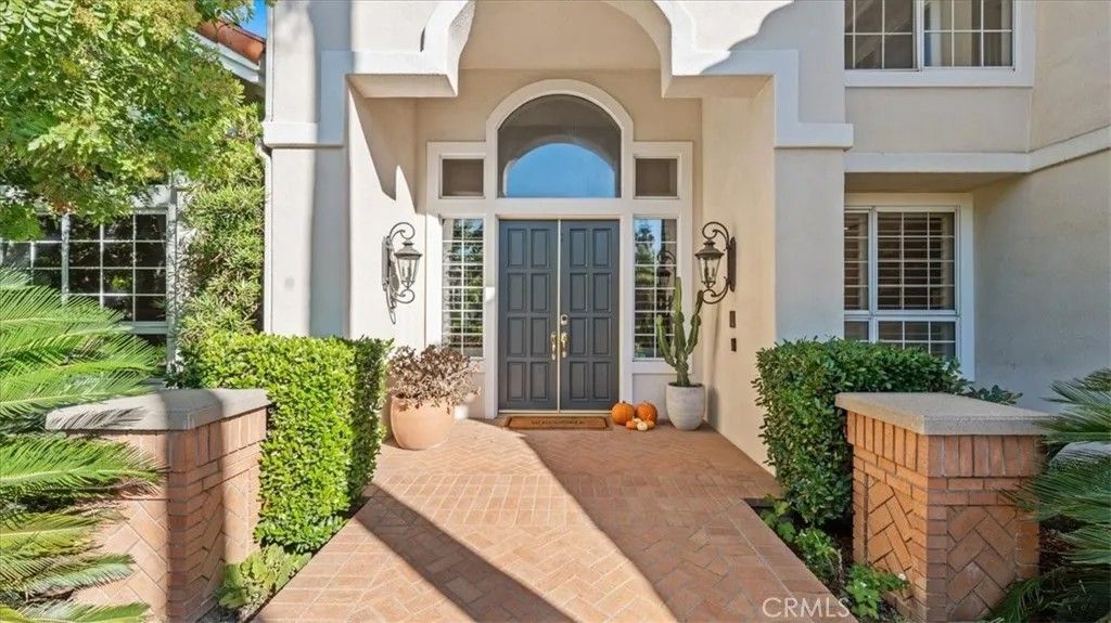 Photo of 2162 N Euclid Avenue, Upland, CA 91784 (MLS # CV25244181)