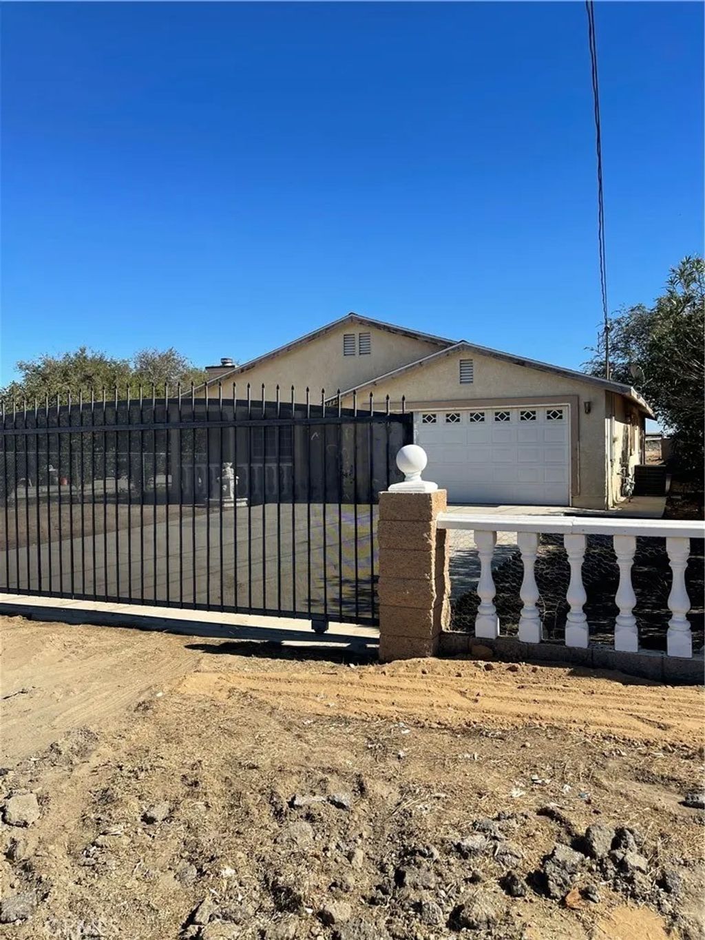 Photo of 37720 90th St, Littlerock, CA 93543 (MLS # SR25248464)