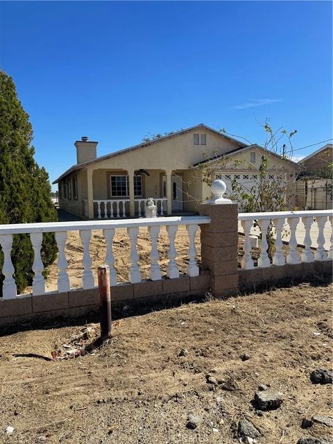 Photo of 37720 90th St, Littlerock, CA 93543 (MLS # SR25248464)