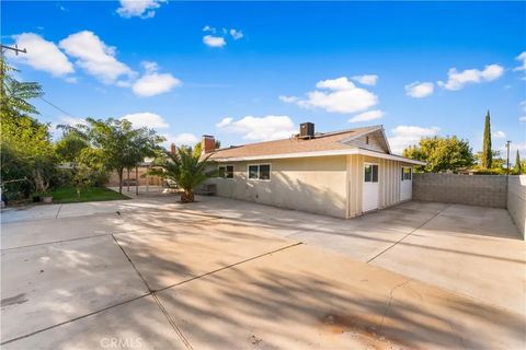 Tiny photo for 43605 Lively Ave, Lancaster, CA 93536 (MLS # SR25246661)