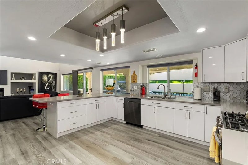 68615 Panorama Road