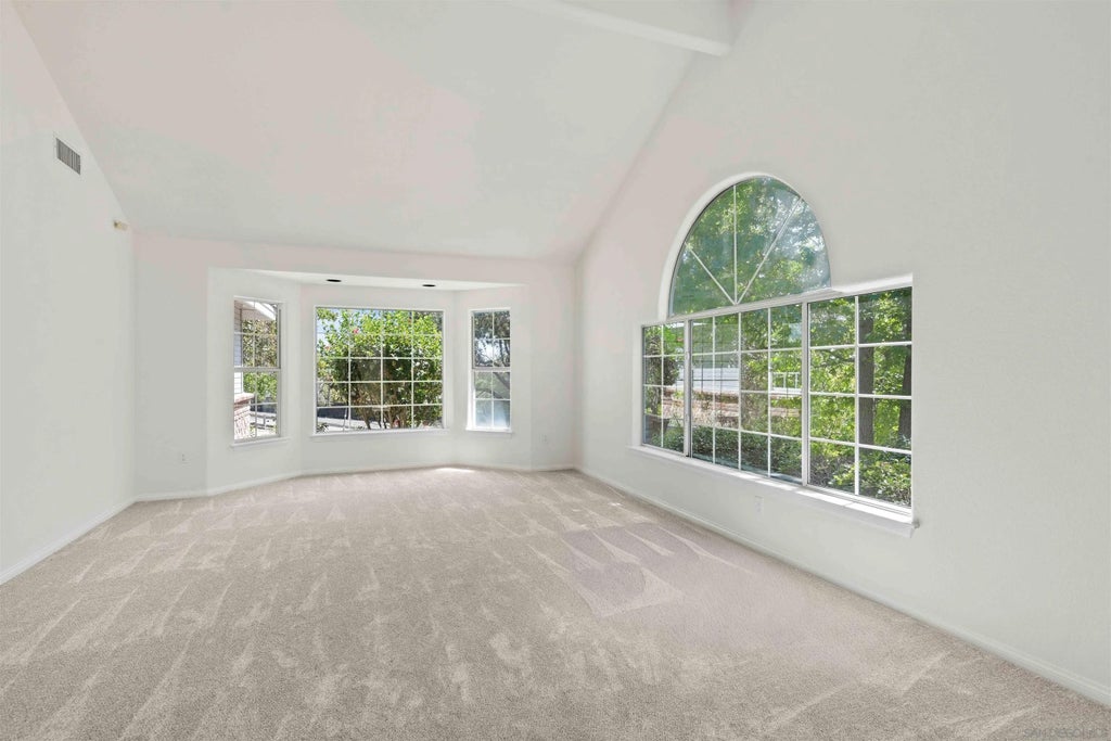 Photo of 1474 Via Encinos Dr, Fallbrook, CA 92028 (MLS # 260022954)