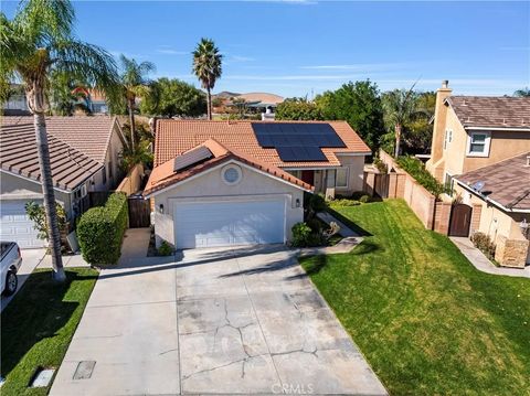 Tiny photo for 19727 Skyview Court, Canyon Country, CA 91351 (MLS # SR25258298)