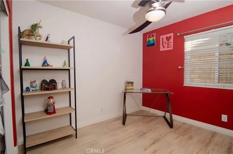 Tiny photo for 19727 Skyview Court, Canyon Country, CA 91351 (MLS # SR25258298)