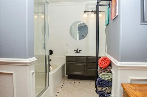 Tiny photo for 19727 Skyview Court, Canyon Country, CA 91351 (MLS # SR25258298)