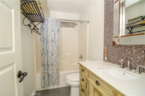 Tiny photo for 19727 Skyview Court, Canyon Country, CA 91351 (MLS # SR25258298)