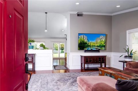 Tiny photo for 19727 Skyview Court, Canyon Country, CA 91351 (MLS # SR25258298)