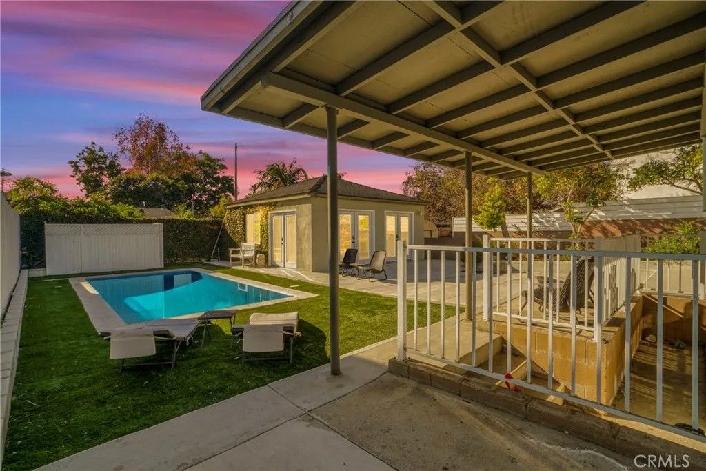 Photo of 1524 E Mariposa Avenue, El Segundo, CA 90245 (MLS # PV26030075)