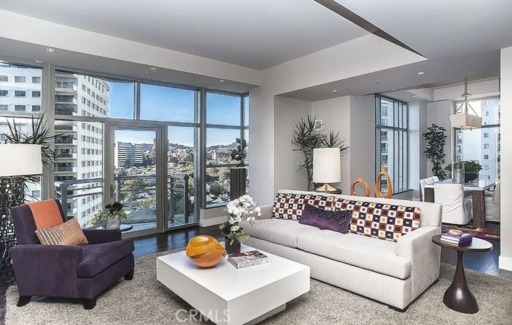 Photo of 10776 Wilshire Boulevard #801, Westwood - Century City, CA 90024 (MLS # OC25274275)