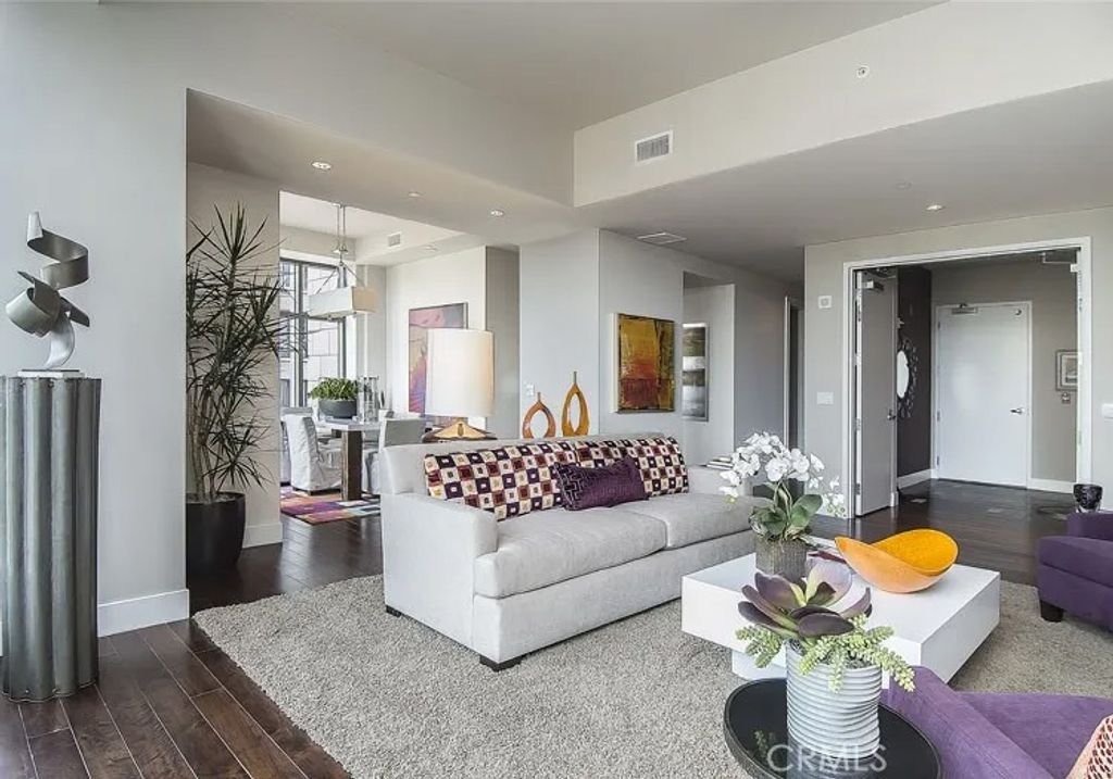 Photo of 10776 Wilshire Boulevard #801, Westwood - Century City, CA 90024 (MLS # OC25274275)