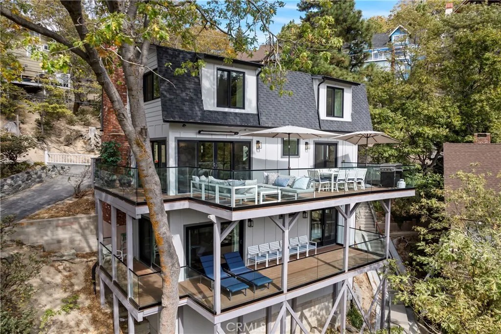 28744 Palisades Drive